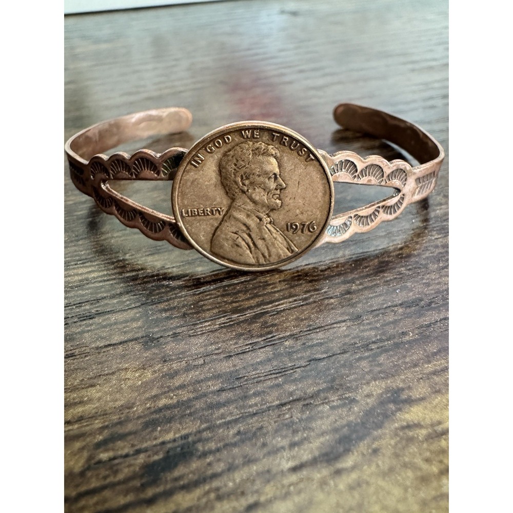 Vintage 1976 Lincoln Penny Copper Cuff Bracelet Scalloped Stamped Folk Art Boho